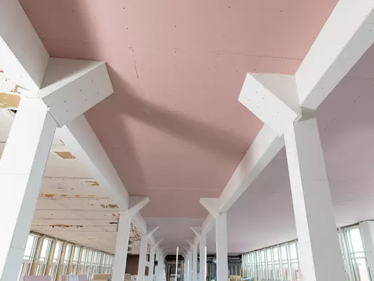 Brandwerende staalbekleding met gipskartonplaten
