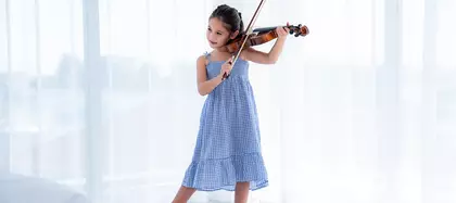 Het beperken van geluidsoverdracht van muziekinstrumenten