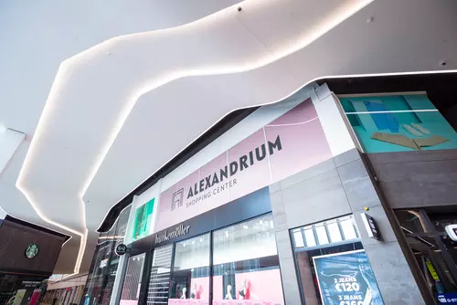 Alexandrium Shopping Center