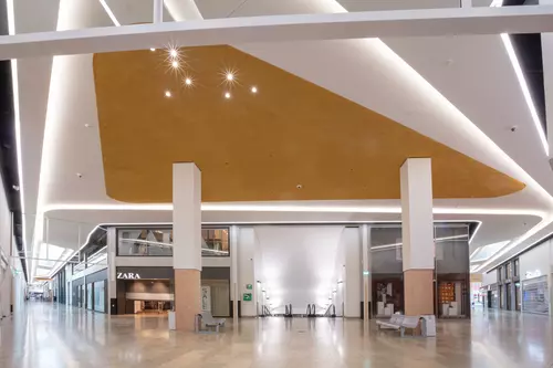 Alexandrium Shopping Center