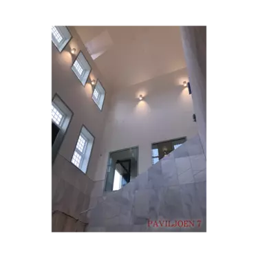 Volledig beplaat en afgewerkte foto van het Hoekpaviljoen, hoogste klasse afwerking, Natuursteen op Aquaroc