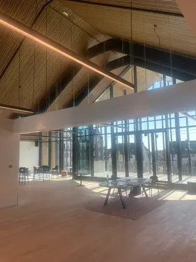 plafond onder schuine kap algemene ruimten