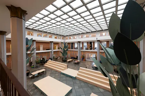 prachtig atrium uit jaren 50