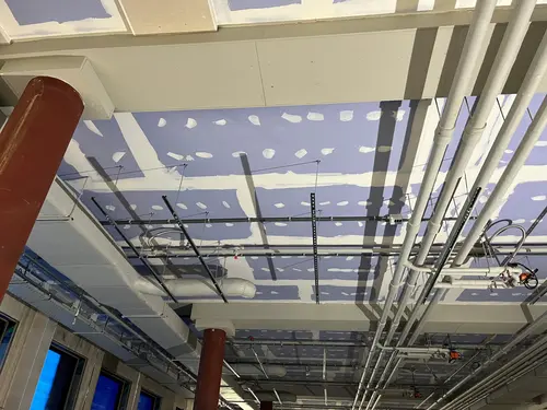 Stalen vloeren bekleden met glasroc
