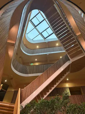 houten trappenhuis